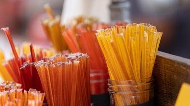 lots of honey sticks, a great choice for energy boost during labor